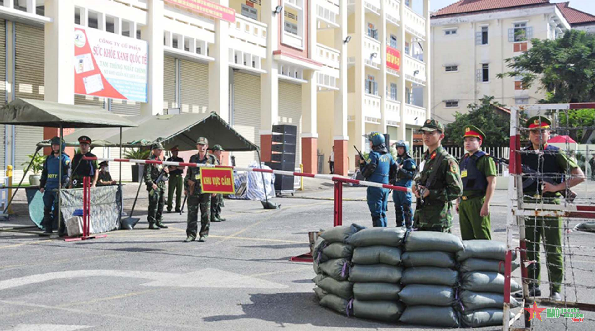 Quận 10 (TP Hồ Chí Minh) hoàn thành tốt diễn tập khu vực phòng thủ năm 2023